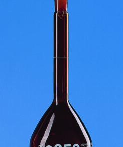 Volumetric flask 50 ml, BLAUBRAND® Kl. A, CoC, amber glass, borosilicate 3.3, NS 14/23, glass stopper,