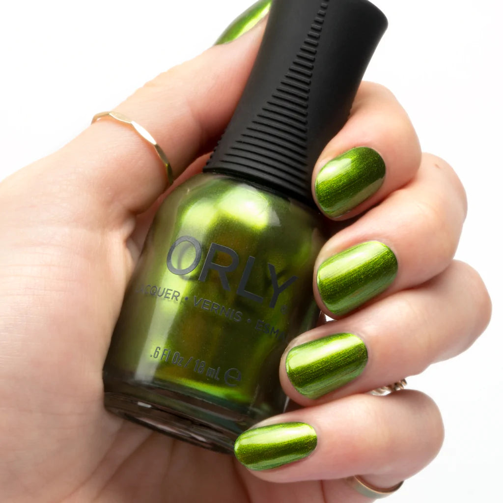 Clover and Over - Nail Lacquer 18ML - Image 2