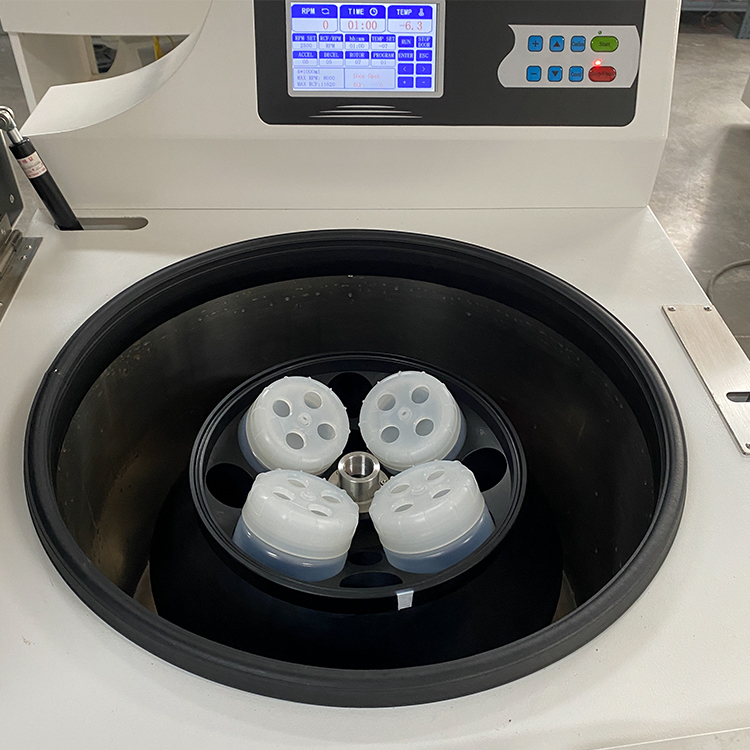 Floor Refrigerated Centrifuge 8000rpm - Image 3
